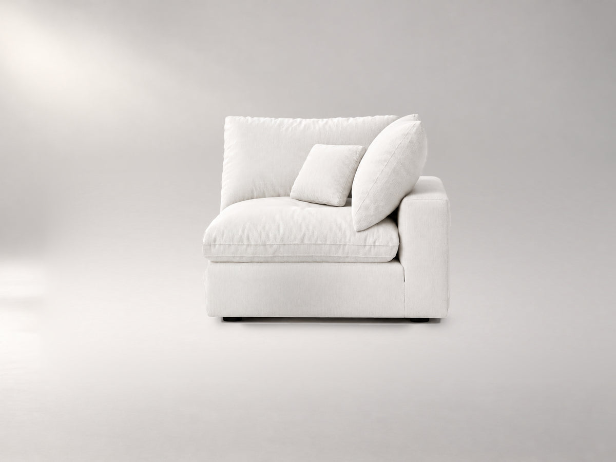 Modular Corner Chair in Off-White, front view | Garelli